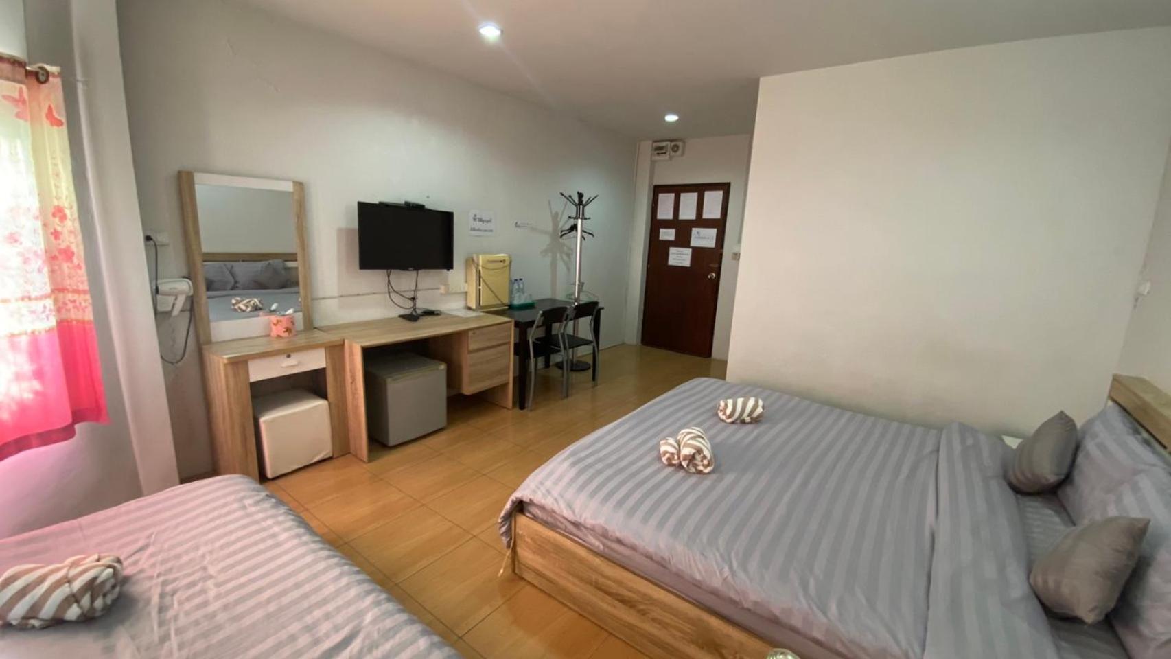 Alongkorn Hotel By Sb Samut Songkhram Eksteriør billede