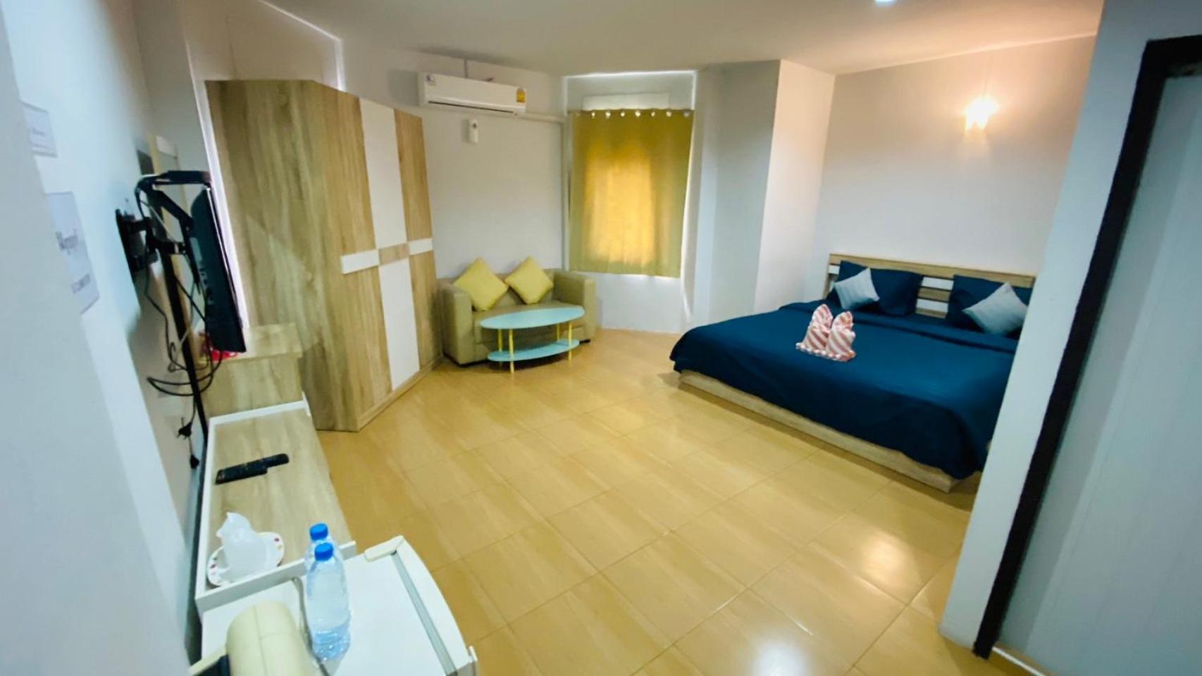 Alongkorn Hotel By Sb Samut Songkhram Eksteriør billede