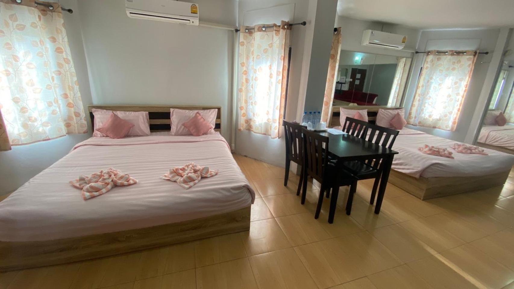 Alongkorn Hotel By Sb Samut Songkhram Eksteriør billede