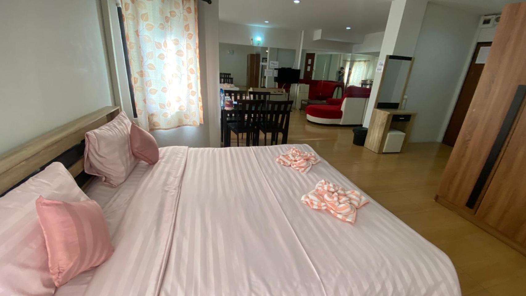 Alongkorn Hotel By Sb Samut Songkhram Eksteriør billede