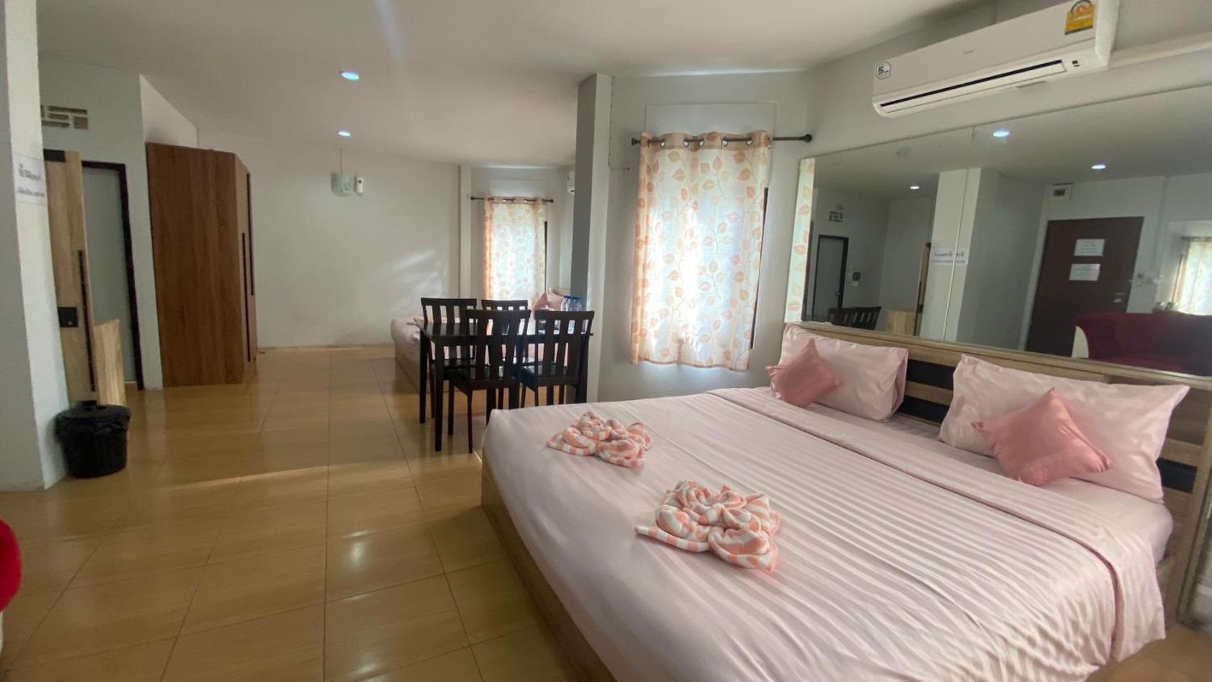 Alongkorn Hotel By Sb Samut Songkhram Eksteriør billede