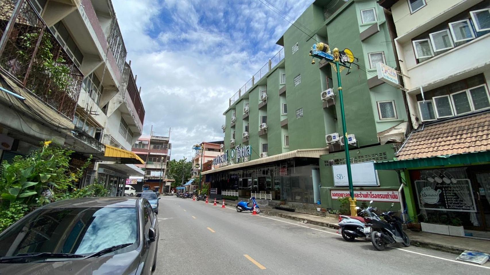 Alongkorn Hotel By Sb Samut Songkhram Eksteriør billede