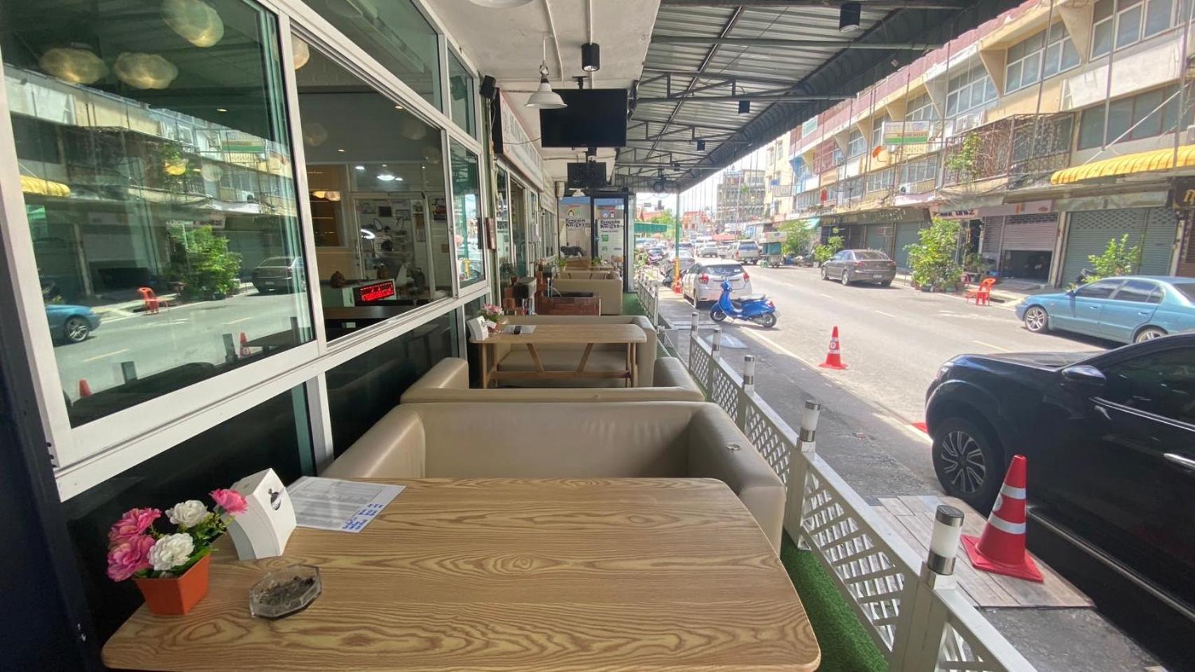 Alongkorn Hotel By Sb Samut Songkhram Eksteriør billede