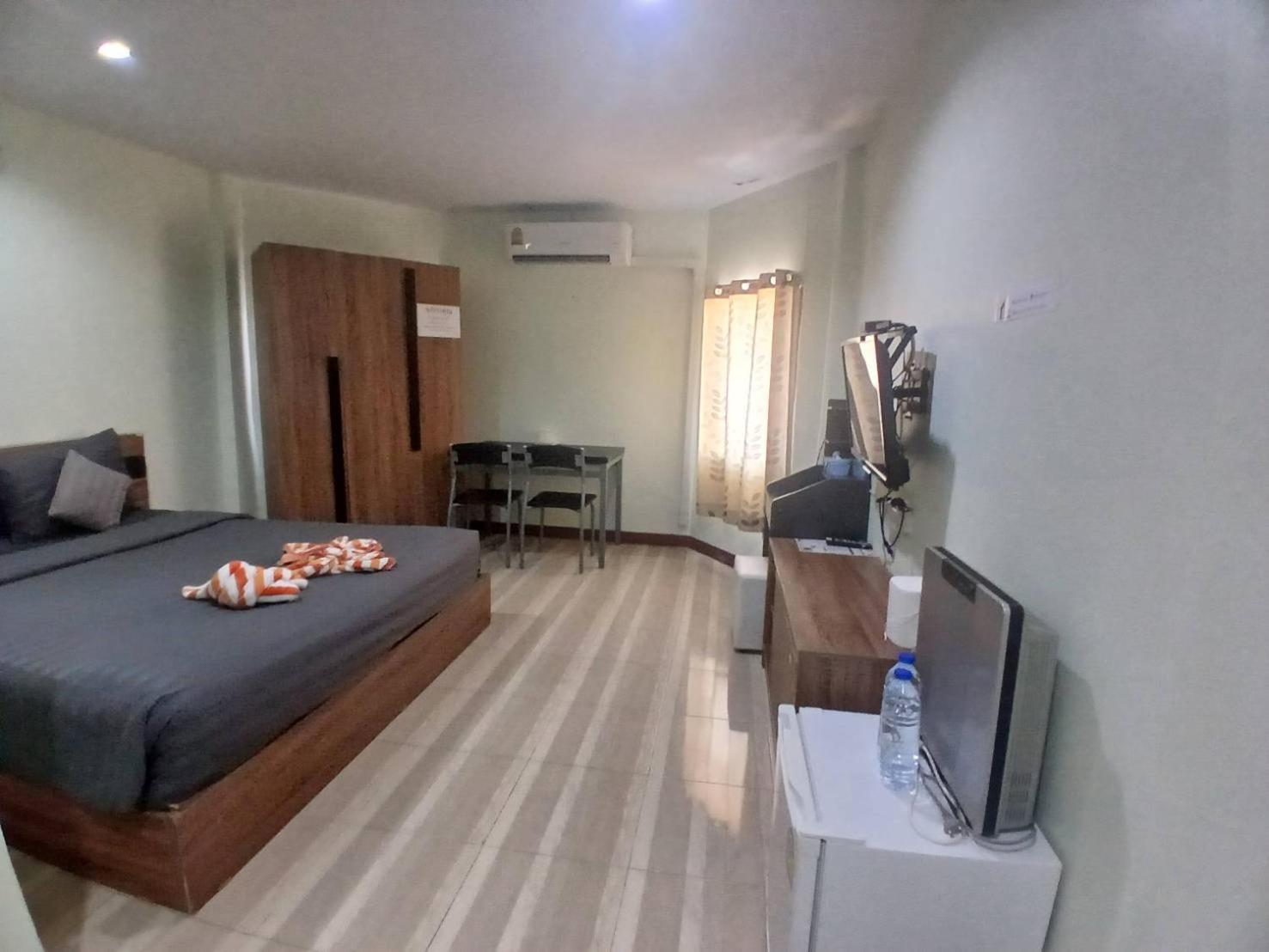 Alongkorn Hotel By Sb Samut Songkhram Eksteriør billede